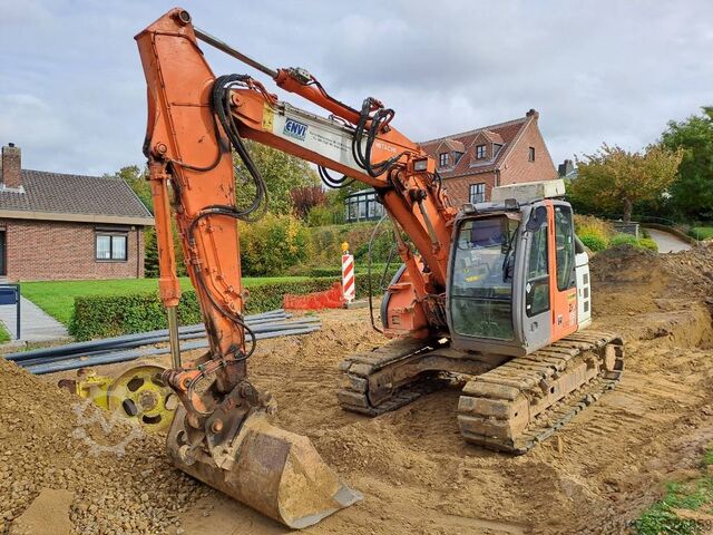 Raupenbagger Hitachi ZX135US