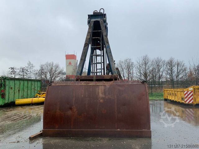 Be- und Entlademaschine  Verstegen 11M³ Clamshell Grab