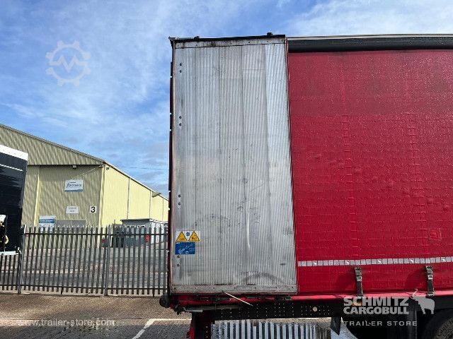 Auflieger mit Pritsche & Plane Schmitz Cargobull Curtainsider Standard