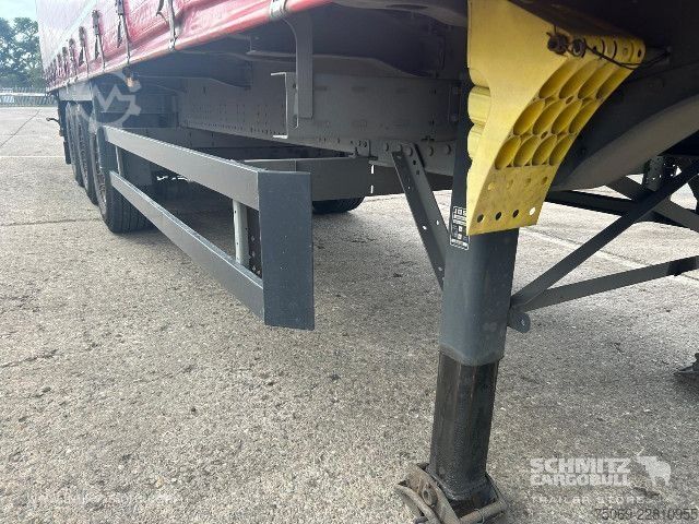 Auflieger mit Pritsche & Plane Schmitz Cargobull Curtainsider Standard