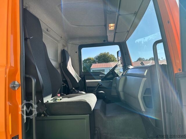 Pick-up van MAN TGL 8.220 / Palfinger PK 7001 + Funk / EURO 6