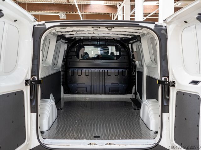 Panel van Maxus DELIVER 7