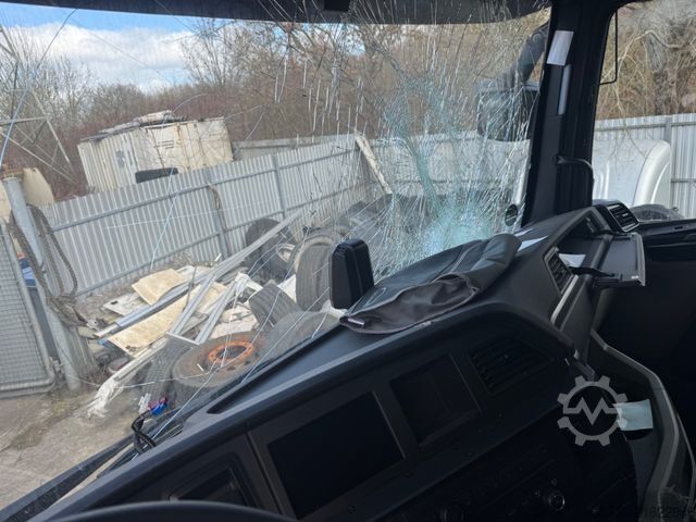 Standard SZM MAN TGX 18.480 Unfallschaden/damaged Retarder