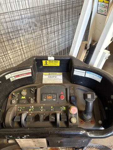 Selbstfahrende Arbeitsbühne Niftylift HR17NE