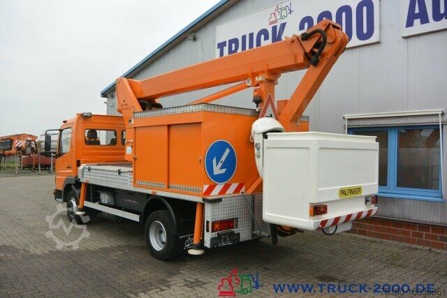 Van Mercedes-Benz Atego 815 Wumag WT170 17 m seitl. Auslage 11.3 m