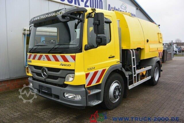 Road sweeper Mercedes-Benz Atego 1524 Bucher Johnston VS650 Deutsches Gerät