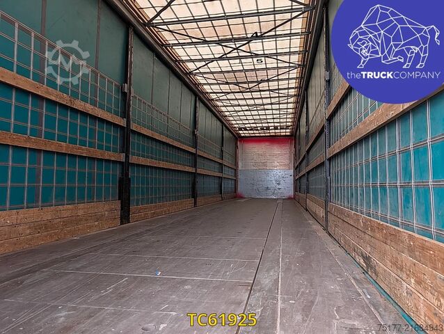 Sliding tarpaulins Kögel 