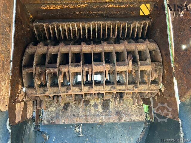 Mobile shredding plant Willibald MZA 2500/Zerkleinerer/Schredder/Häcksler