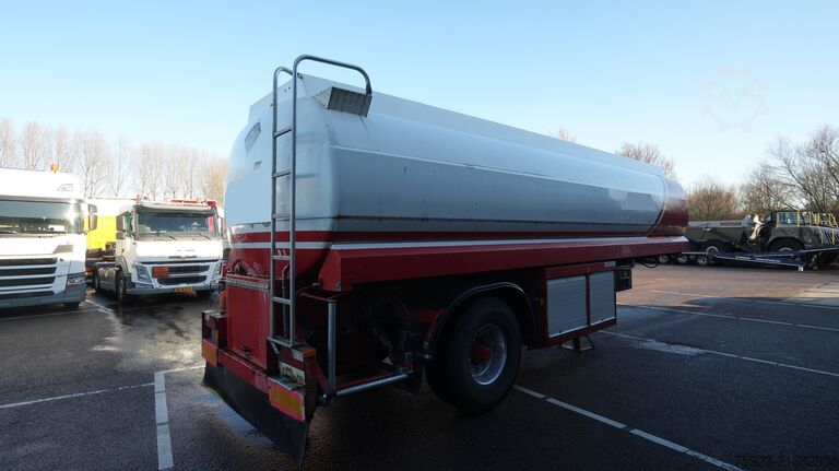 Tanklaster LAG ADR fuel tank trailer