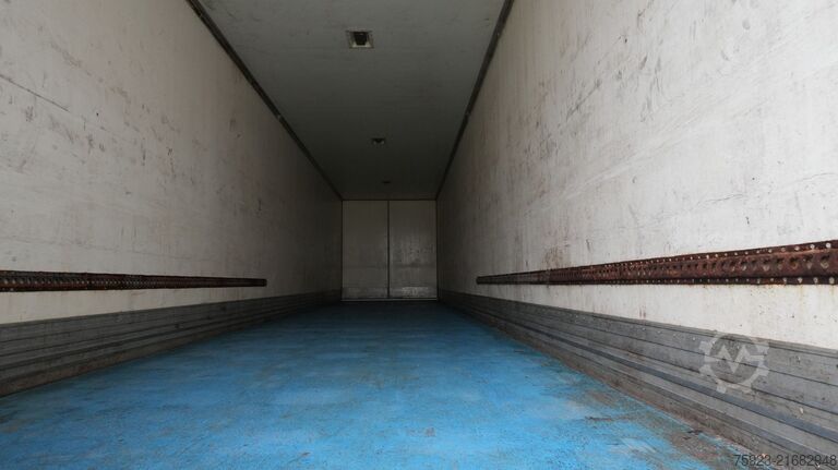 Platform trailer LAG Closed box trailer