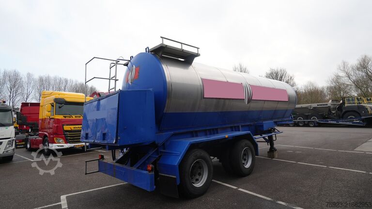 Food tanker HOBUR Food tank trailer