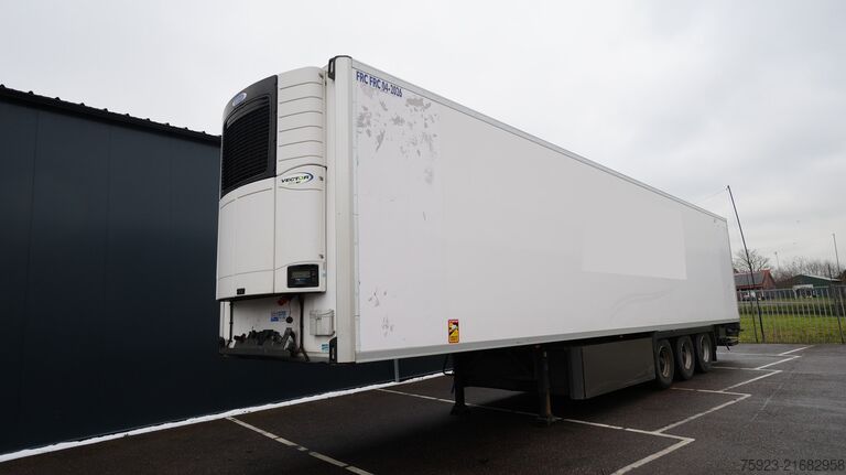 Refrigerated/frozen transport LAMBERET 3 AXLE FRIGO TRAILER WITH CARRIER VECTOR 1950 MT