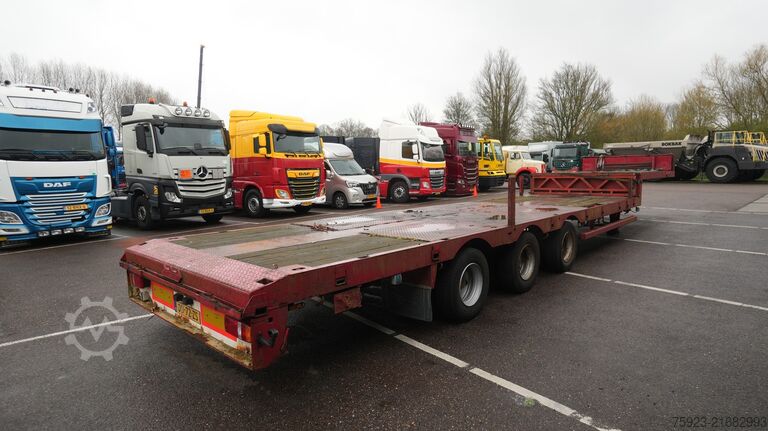 Semi-Tieflader Nooteboom 3 axle semi low loader extendable