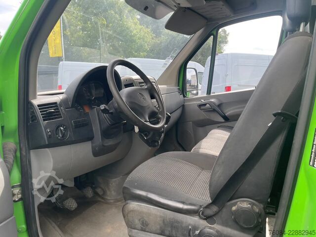 Loading platform Mercedes-Benz Sprinter 515 *AHK 2,0t*Wegrijhulp helling*Airco