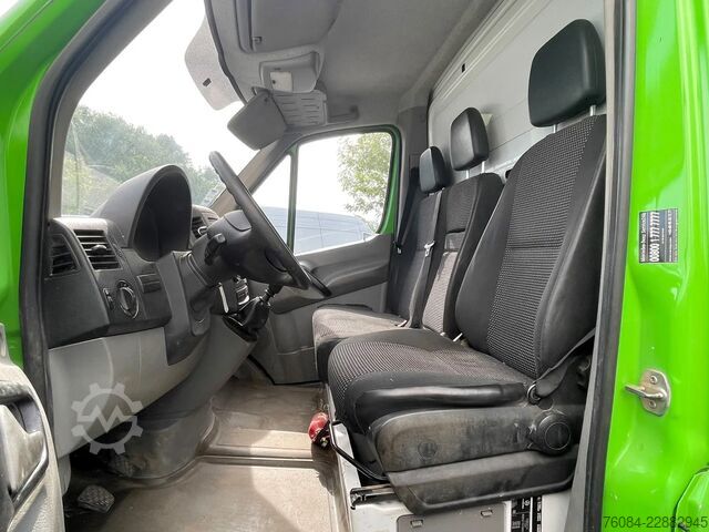 Loading platform Mercedes-Benz Sprinter 515 *AHK 2,0t*Wegrijhulp helling*Airco