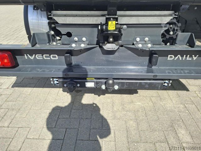 Transporter mit Kipper IVECO Daily 70C18HD Kipper / Standheizung / AHK /