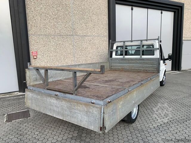 Special purpose truck Ford Trans/Tour/Bus 2000