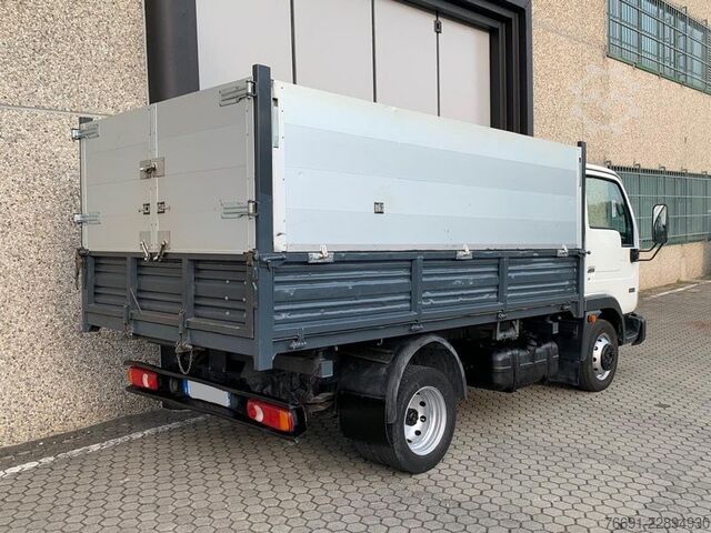 Special purpose truck Nissan NT400 Cabstar