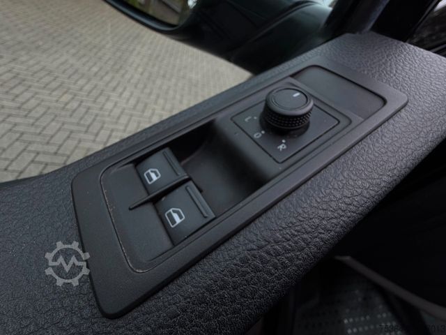 Minibus VOLKSWAGEN T6 Kombi 2.0 Tdi Lang L2 Klima 9Sitze Schiebetür