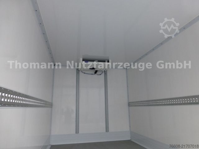 Refrigerator body van MERCEDES-BENZ Sprinter 317 CDI Kühlkoffer mit LBW Xarios 300GH