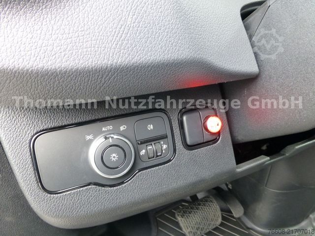 Refrigerator body van MERCEDES-BENZ Sprinter 317 CDI Kühlkoffer mit LBW Xarios 300GH