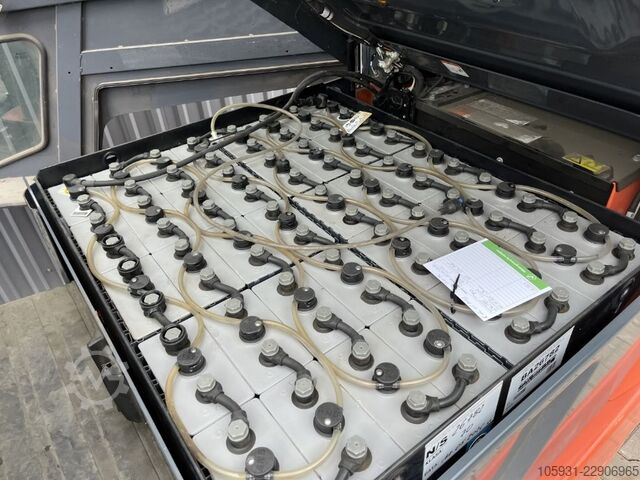 Elektro 4 Rad-Stapler Toyota 8FBMT25