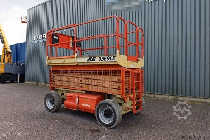 Scherenhebebühne JLG 3369LE Electric, 12m Working Height, 450kg Capacit
