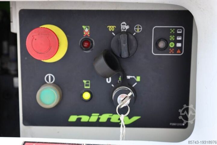 Articulated boom lift Niftylift HR17NDE HYBRIDE MK3 Hybrid Battery & Diesel, 17m W