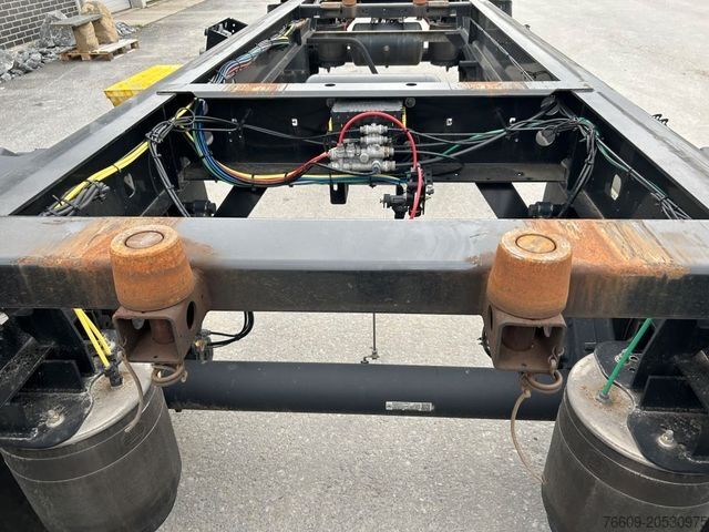 Anhänger-Wechselfahrgestell KRONE 2 Achswechselfahrgestell, Typ: AZW 18 eL3B9