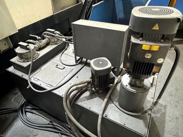 Vertical machining center KAOMING KMC-2000SV