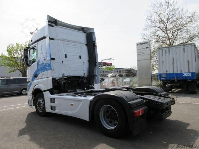 Standard tractor unit mercedes-benz 1845 Actros SZM 4x2 , Retarder,2xTank