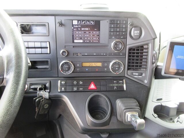 Standard tractor unit mercedes-benz 1845 Actros SZM 4x2 , Retarder,2xTank