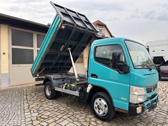 Three-way tipper van mitsubishi Canter Fuso 6S15 Kipper