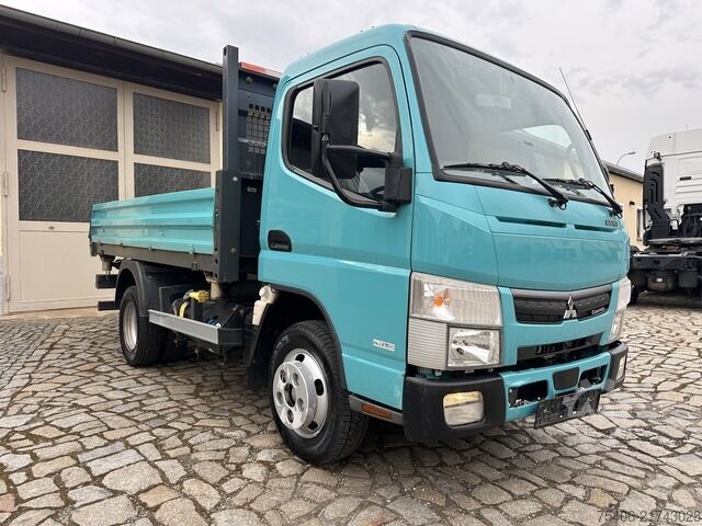 Three-way tipper van mitsubishi Canter Fuso 6S15 Kipper