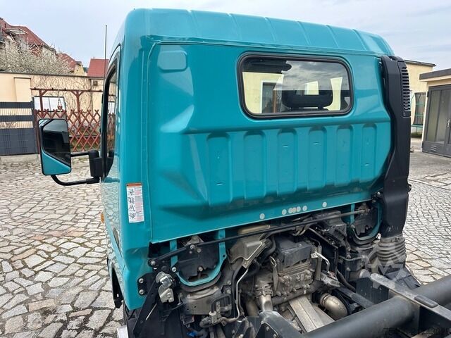 Three-way tipper van mitsubishi Canter Fuso 6S15 Kipper