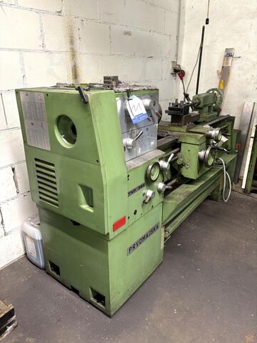 Leit- und Zugspindeldrehmaschine PRVOMAJSKA TNP 380