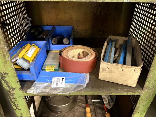 Leit- und Zugspindeldrehmaschine PRVOMAJSKA TNP 380