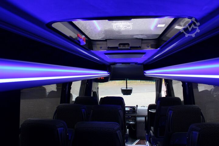 Kleinbus Mercedes-Benz Sprinter HD VIP 519 19+1+1 Luftfederung