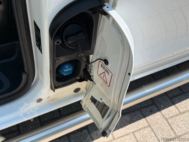 Minibus MERCEDES-BENZ Vito 109 Cdi Tourer Extra Lang 9Sitze Schiebetür