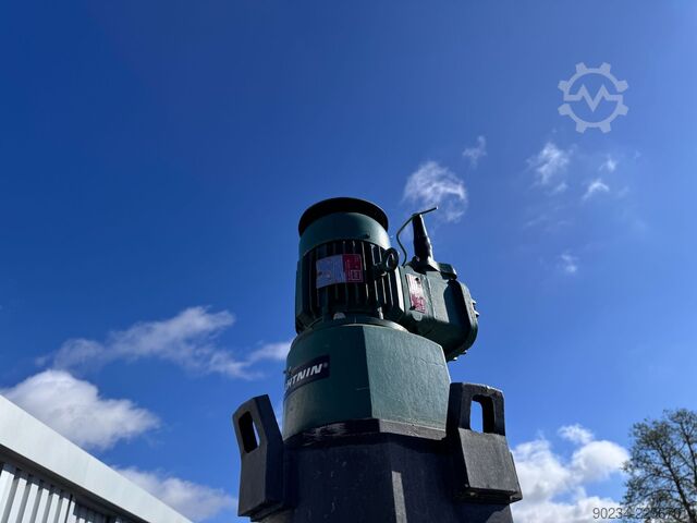 REO STAINLESS 1,000 Litre REO STAINLESS 1,000 Litre