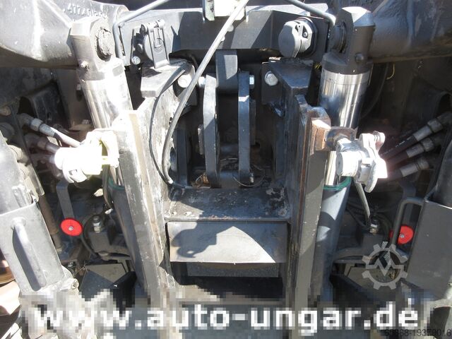 Traktor JCB Landpower Fastrac HMV 3200 Bj. 2009 80km
