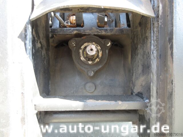 Traktor JCB Landpower Fastrac HMV 3200 Bj. 2009 80km