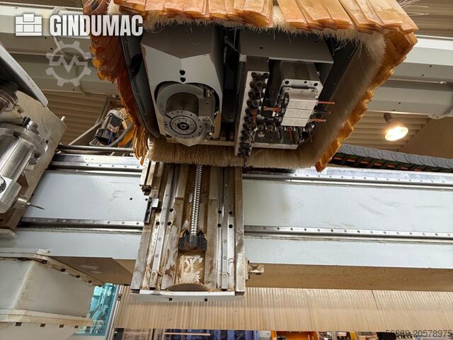 CNC-Bearbeitungszentrum HOMAG PROFI BOF 722/58/18/F/K