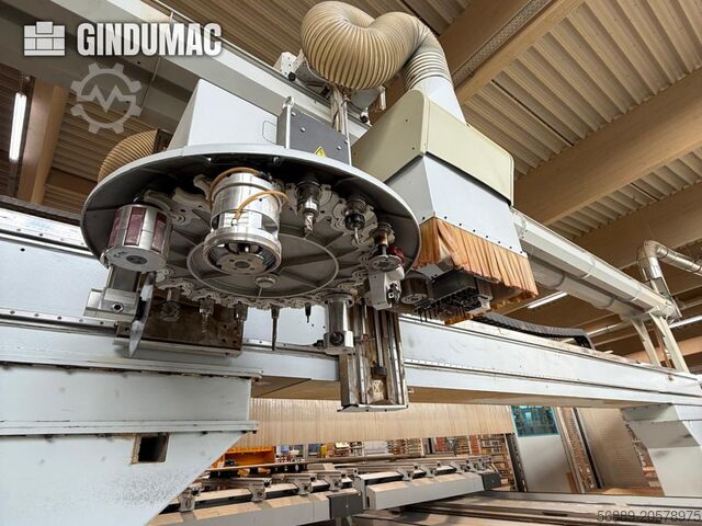 CNC-Bearbeitungszentrum HOMAG PROFI BOF 722/58/18/F/K