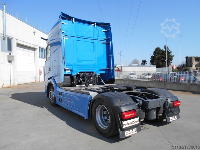 Standard tractor unit DAF XG 480