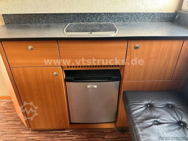 Livestock transporter RENAULT Master Maxi 160CDi BÖCKMANN 3 Pferde Wohnteil