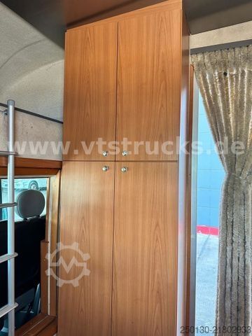 Livestock transporter RENAULT Master Maxi 160CDi BÖCKMANN 3 Pferde Wohnteil