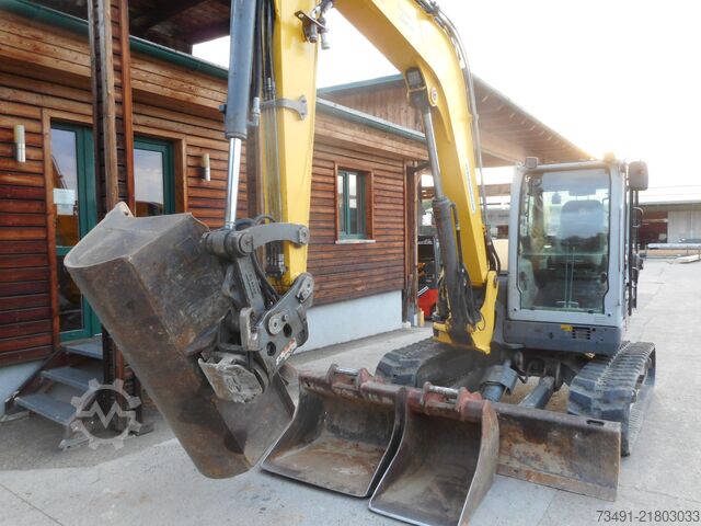 Mini excavator Wacker Neuson EC 80 mit POWERTILT