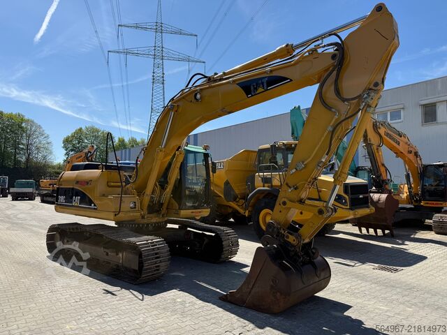 Chain excavator Caterpillar 