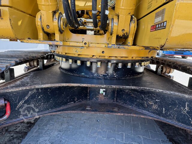 Chain excavator Caterpillar